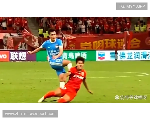 山东泰山阿卜杜肉苏力一条龙破门，全场欢呼：激情与荣耀的瞬间