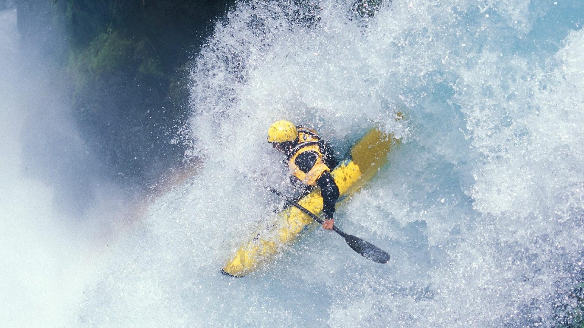 皮特·卡普尔的强劲冲刺助力袋鼠队攻城拔寨,卡尔皮纳袋鼠