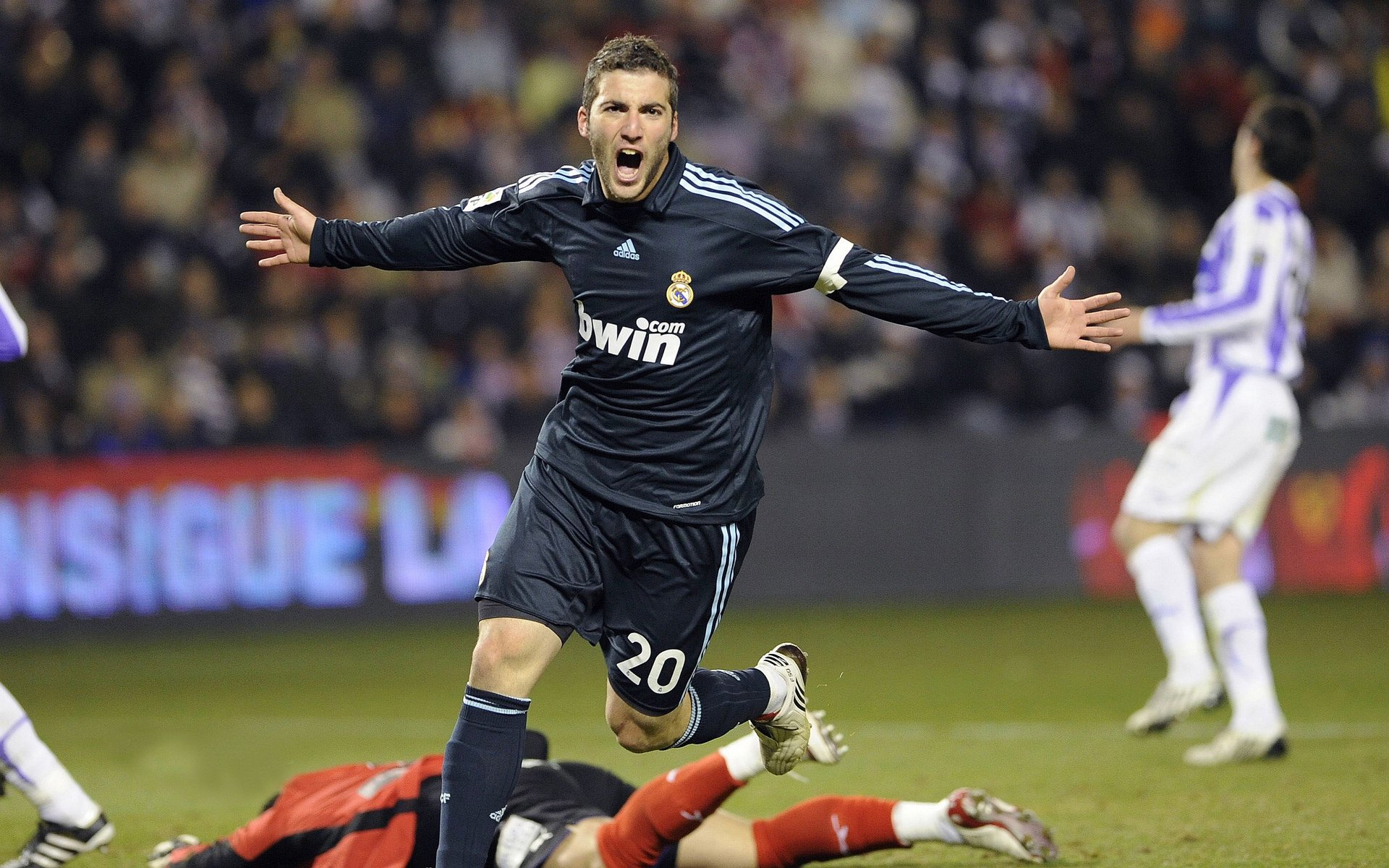 阿根廷年轻球员崭露头角,国家队未来充满希望